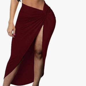 Beagimeg Women's Wine Red Sexy Long Bodycon Slit Skirt Size M 🍷✨